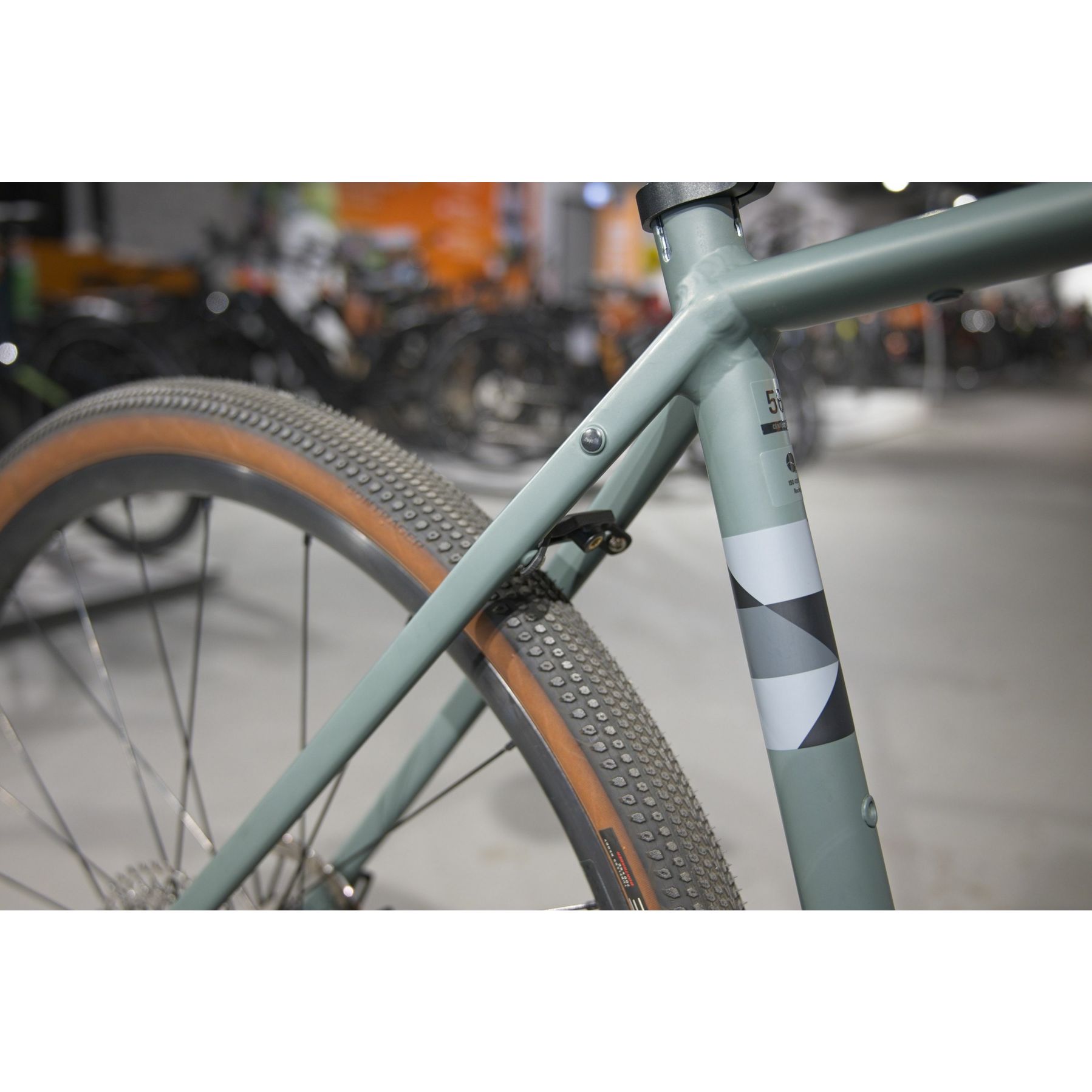 Trek Checkpoint ALR 5 2025