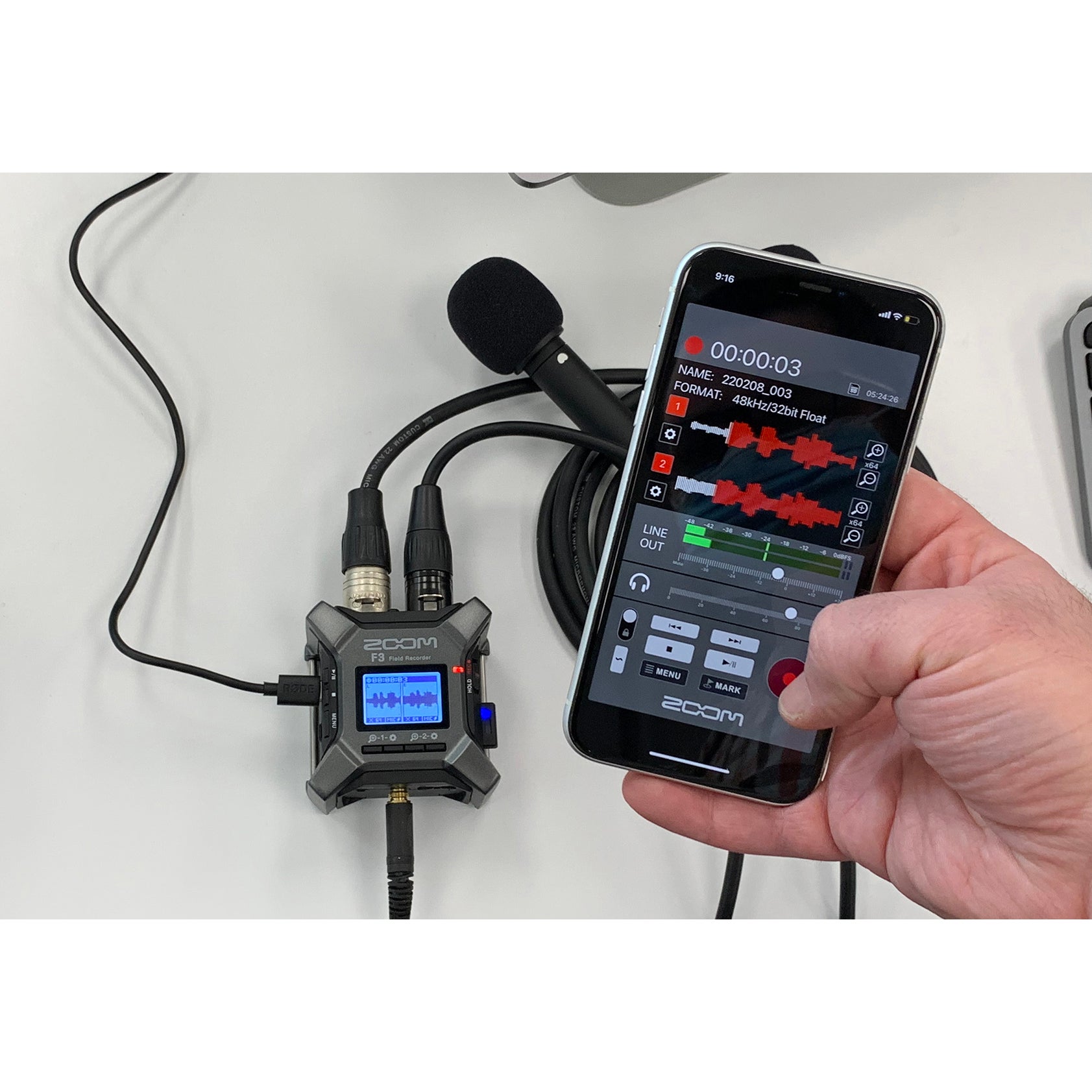 Zoom F3 field recorder