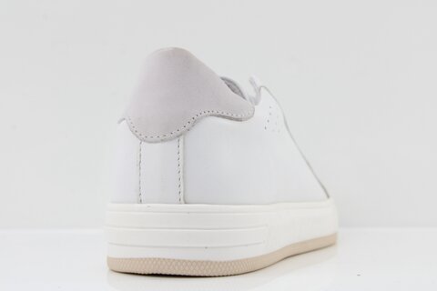 Hip Sneaker