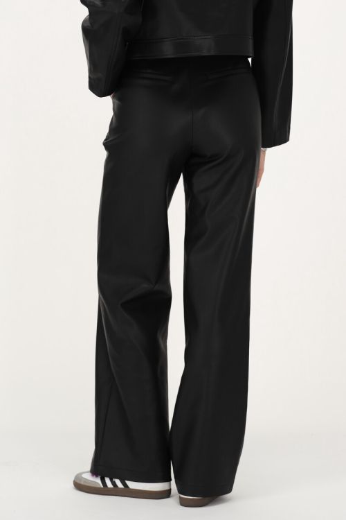 Zwarte leather look broek met zakken