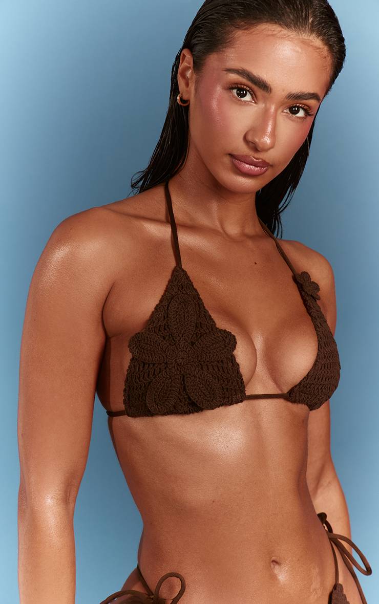 Chocolat Haut De Bikini Triangle En Crochet Avec Appliqué Floral