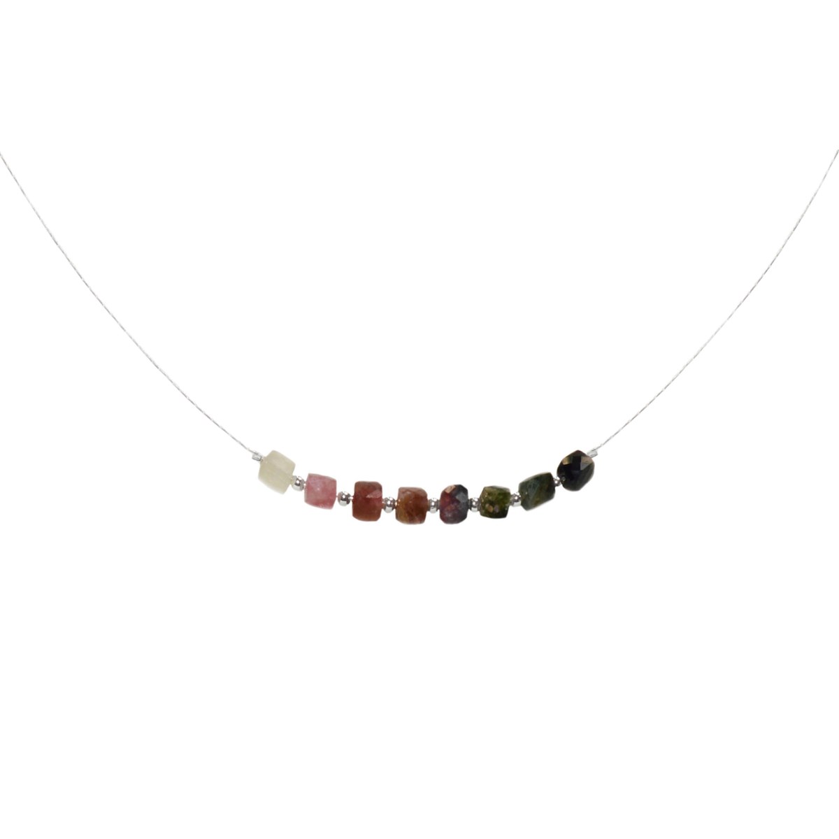 Collier orné de perles de tourmaline