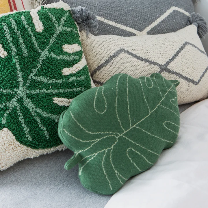 Lorena Canals - Gestricktes Kissen Baby Leaf, grün