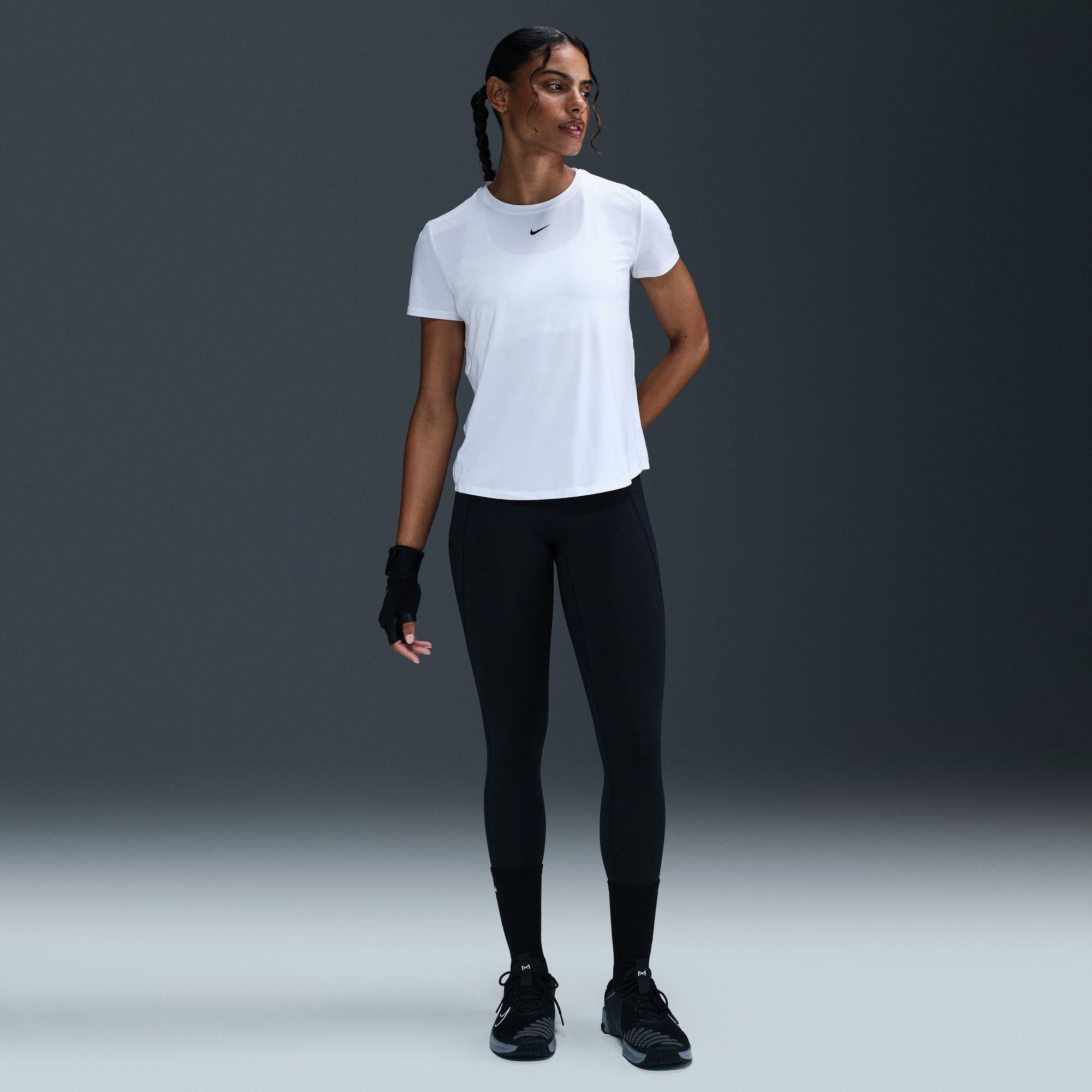 Nike Dri FIT One Womens Standard Fit Short Sleeve Top