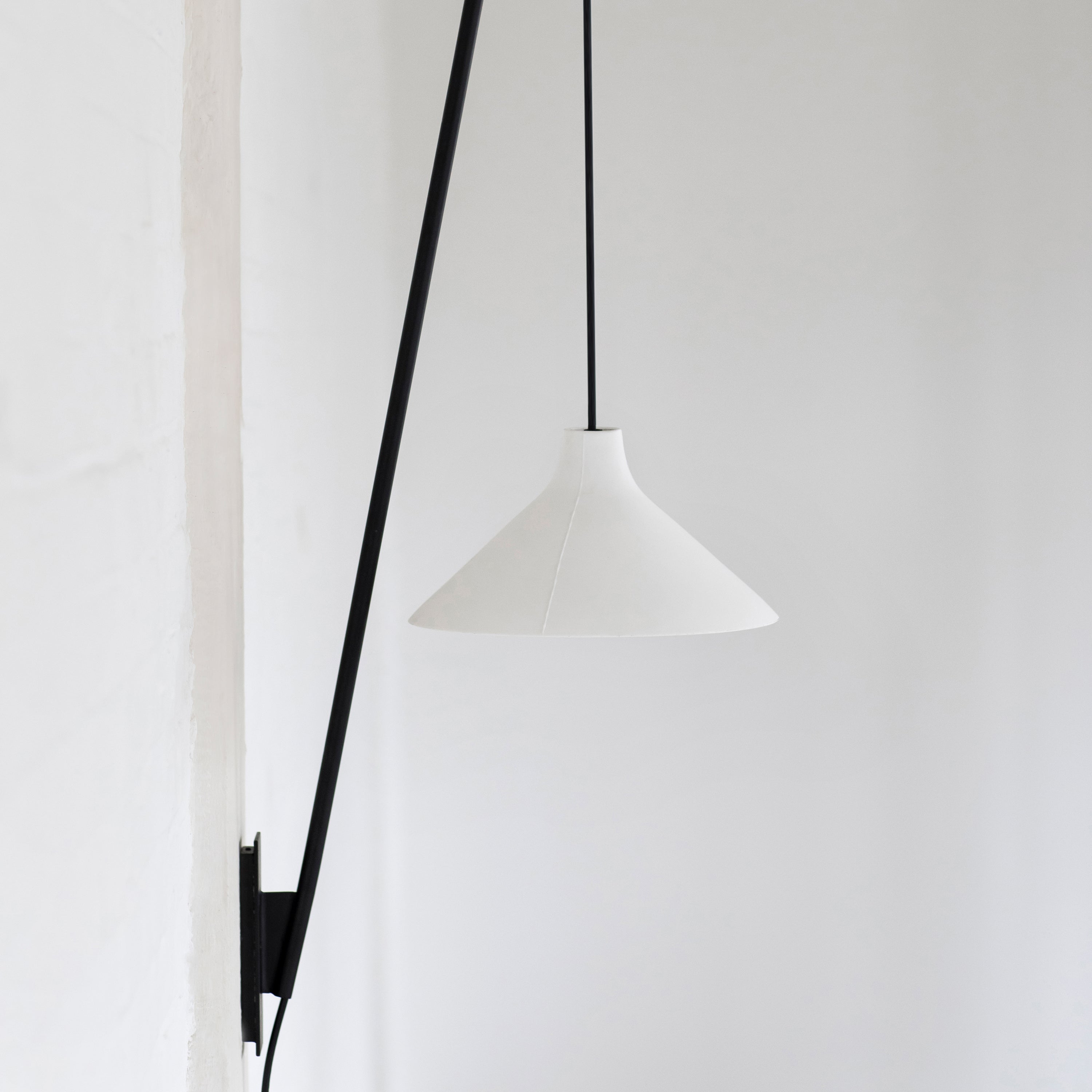 SERAX - Seppe Van Heusden - Seam Wandlamp - M - H 100 cm