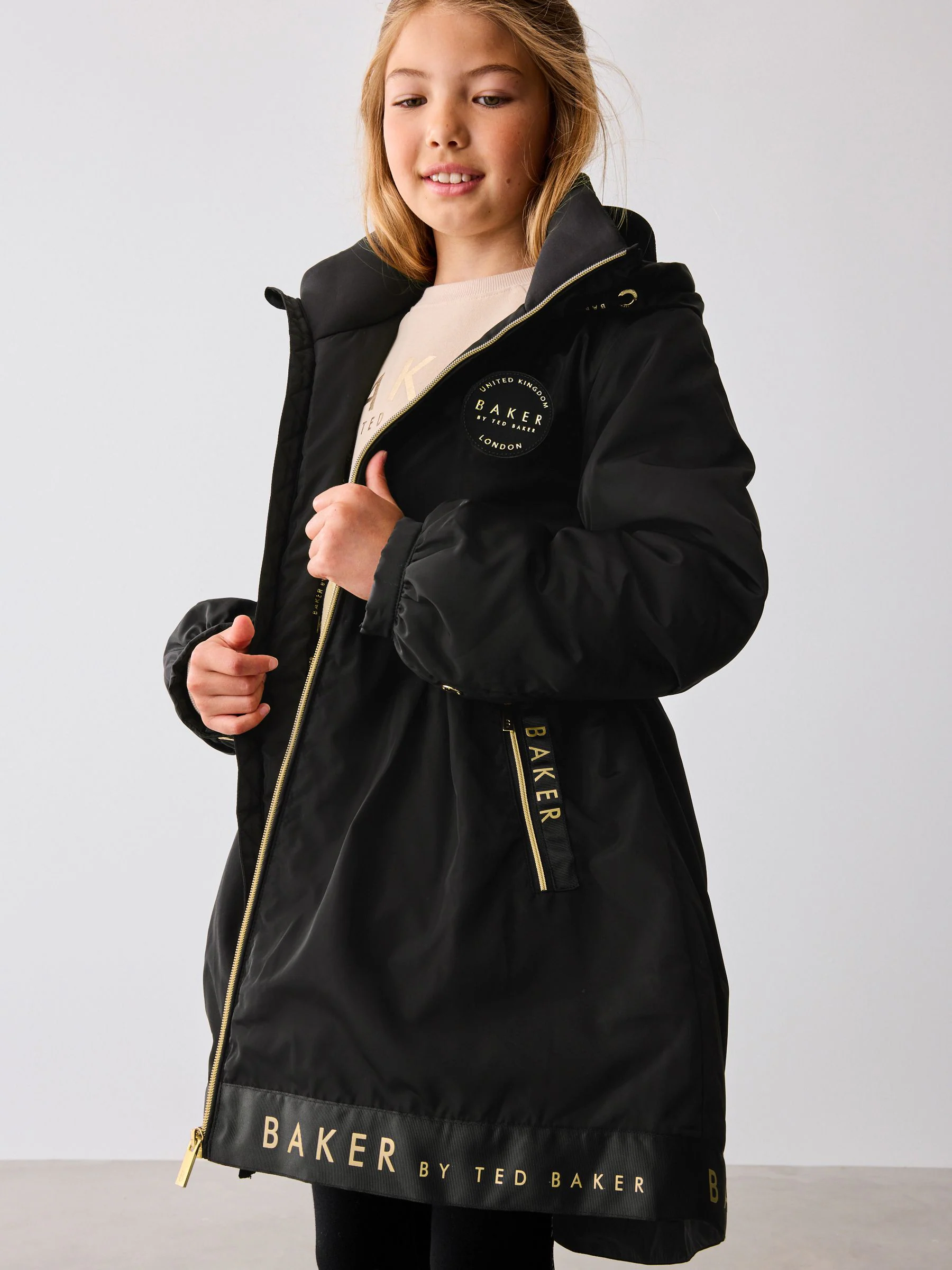 Zwart - Baker by Ted Baker regenjas met merklogo op de zoom