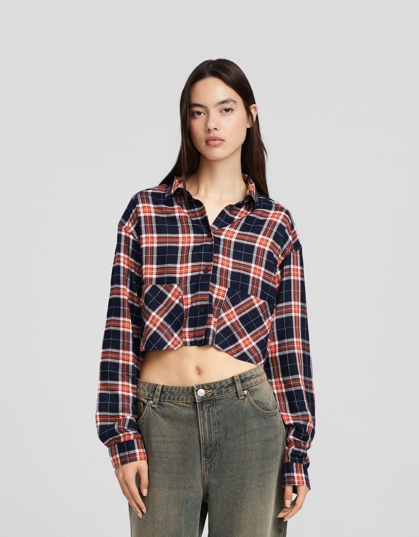 Camisa xadrez cropped de manga comprida