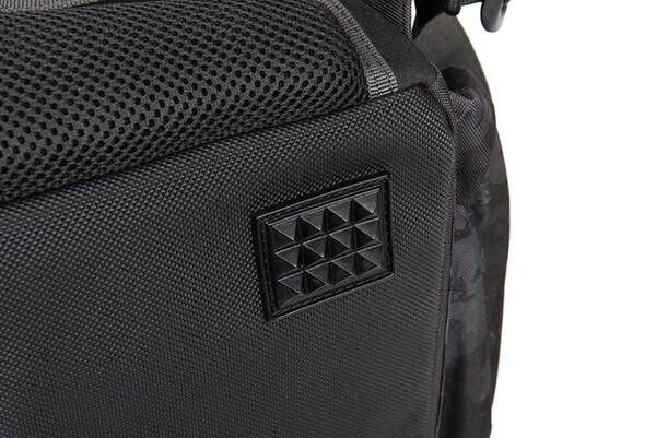 Sac à Dos Voyager Camouflage Fox Rage (Incl. 5 Boîtes à Leurres)