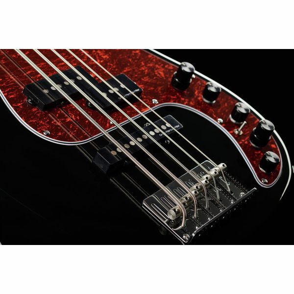 Marcus Miller P7 Alder 5 Black 2nd Gen