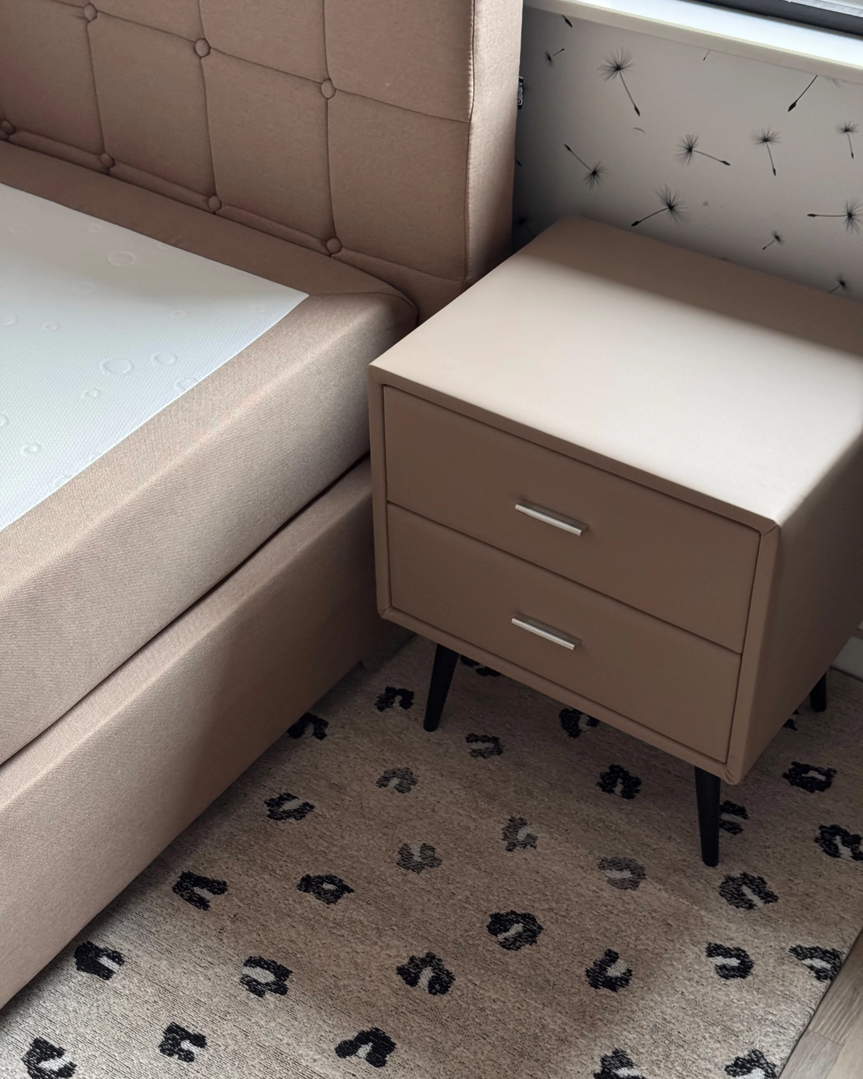Nachtkastje met 2 lades ESSONNE Kunstleer Beige