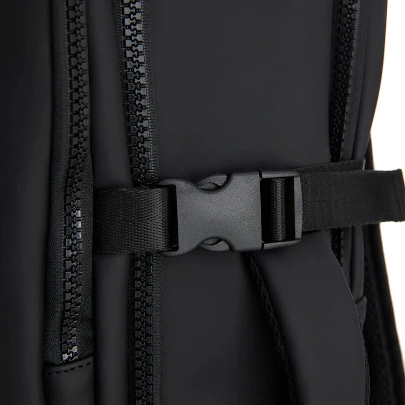New Rebels Jessi Easton Underseater 15,6
