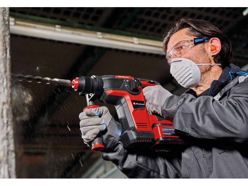Einhell Schnurloser Bohrhammer TP-HD 18/28 Li BL 4 (1x3.0Ah Universell einsetzbare Akku-Schlagbohrmaschine