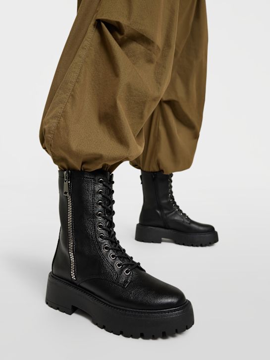 Catwalk Schnür-Stiefelette Schwarz