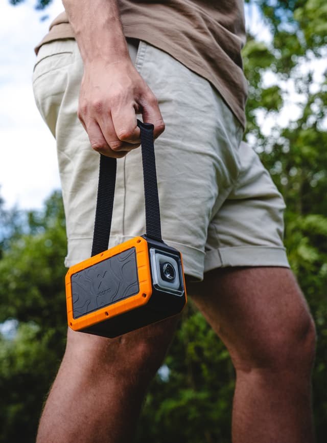 Xtorm 100W Rugged 40.000mAh lommelygte powerbank