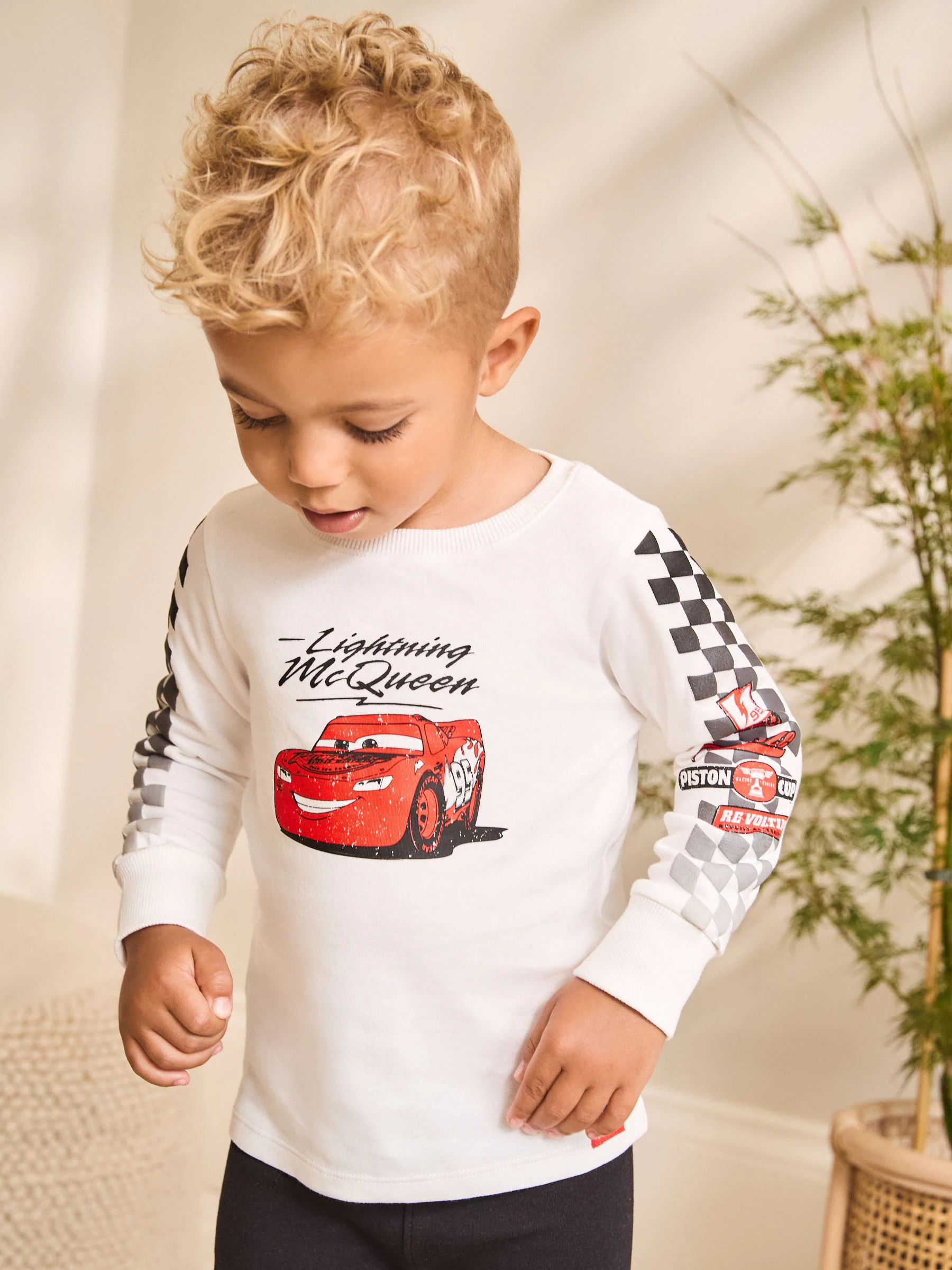 Crème/Zwarte auto's - Pyjama met enkele licentie (9mnd -8jr)