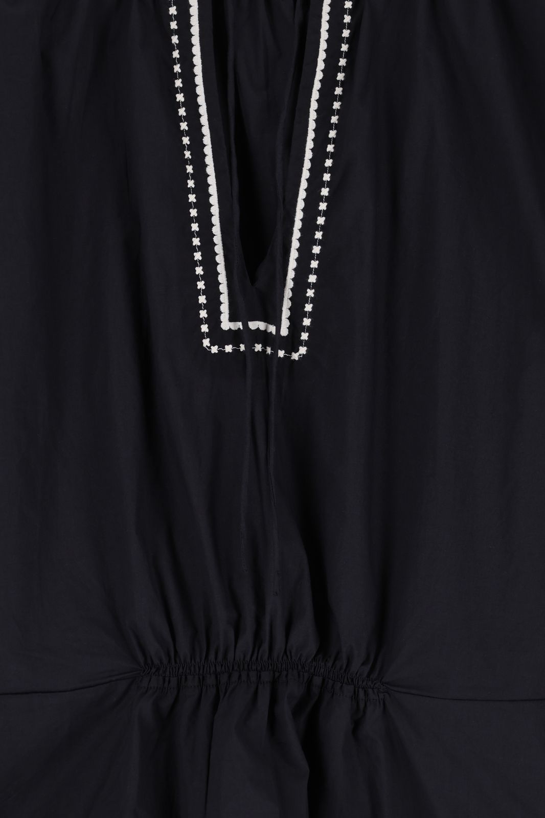 Zwarte blouse met embroidery details