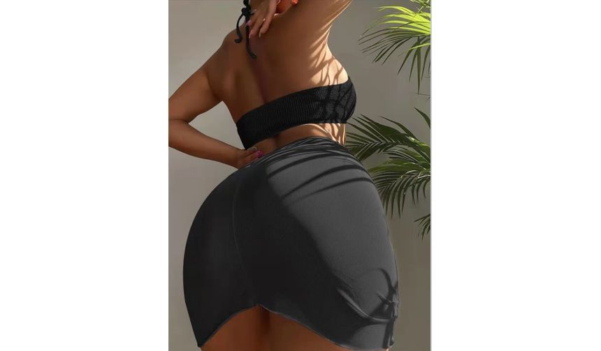 CUCURBIT - Set: Halter Bikini Top met Uitsnijding + Bikini Broekje + Trekkoord Cover Up