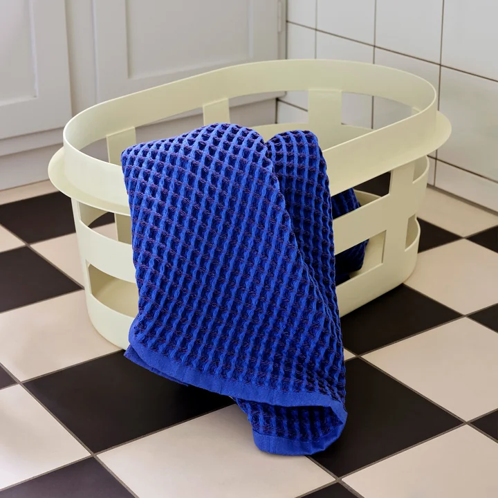 HAY - Waffle Handtuch, 50 x 100 cm, smaragdgrün