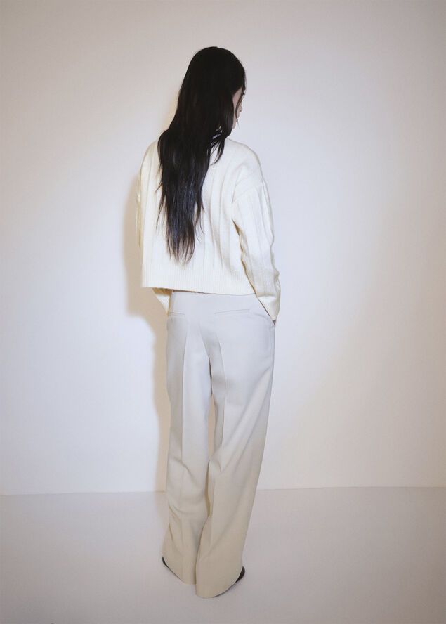 MANGO SWEATER. -- TALDON Light beige