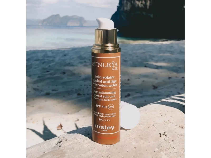 Sisley Sunleÿa, Solcreme, Ansigt, Pumpeflaske, Anti-aldring, Fugtende, Beskyttelse, Sensitiv hud, Almindelig hud, 50 ml