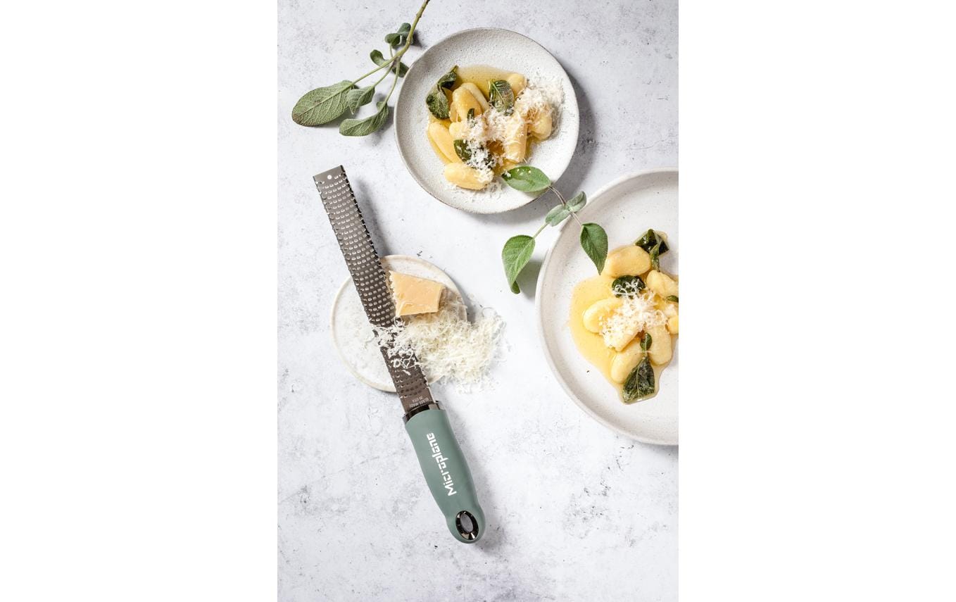 Gourmet Premium Zester/Reibe Grün/SilberHandreibe mit Edelstahlklingen