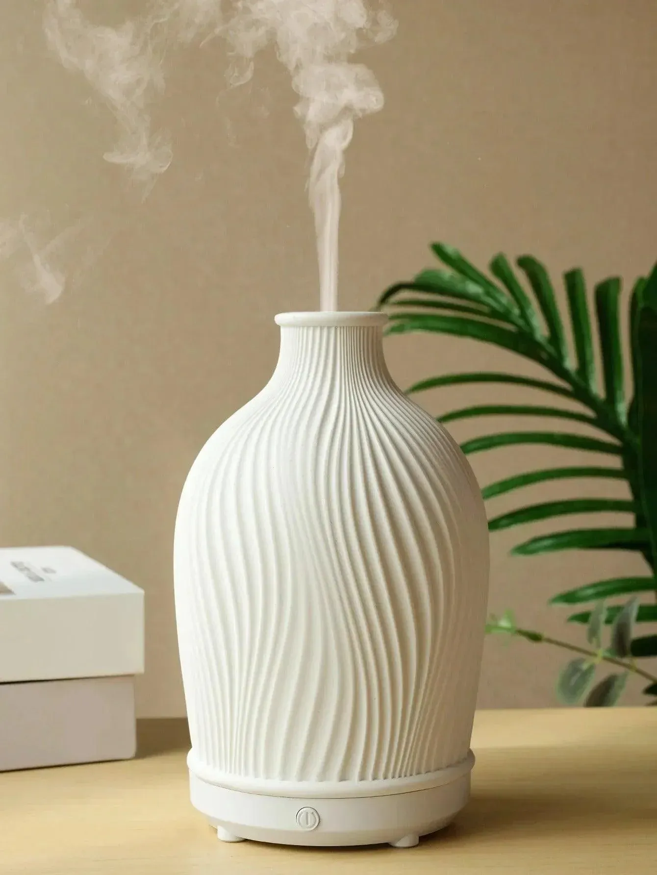 Polyresin Vase shape Essential Oil Humidifier | Modern Boho Ultrasonic USB charging Aroma Diffuser