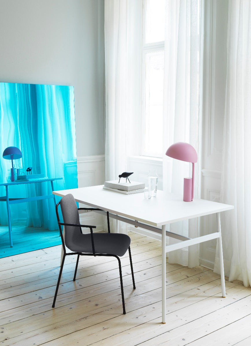 Normann Copenhagen  Cap Table bordlampe - Blush