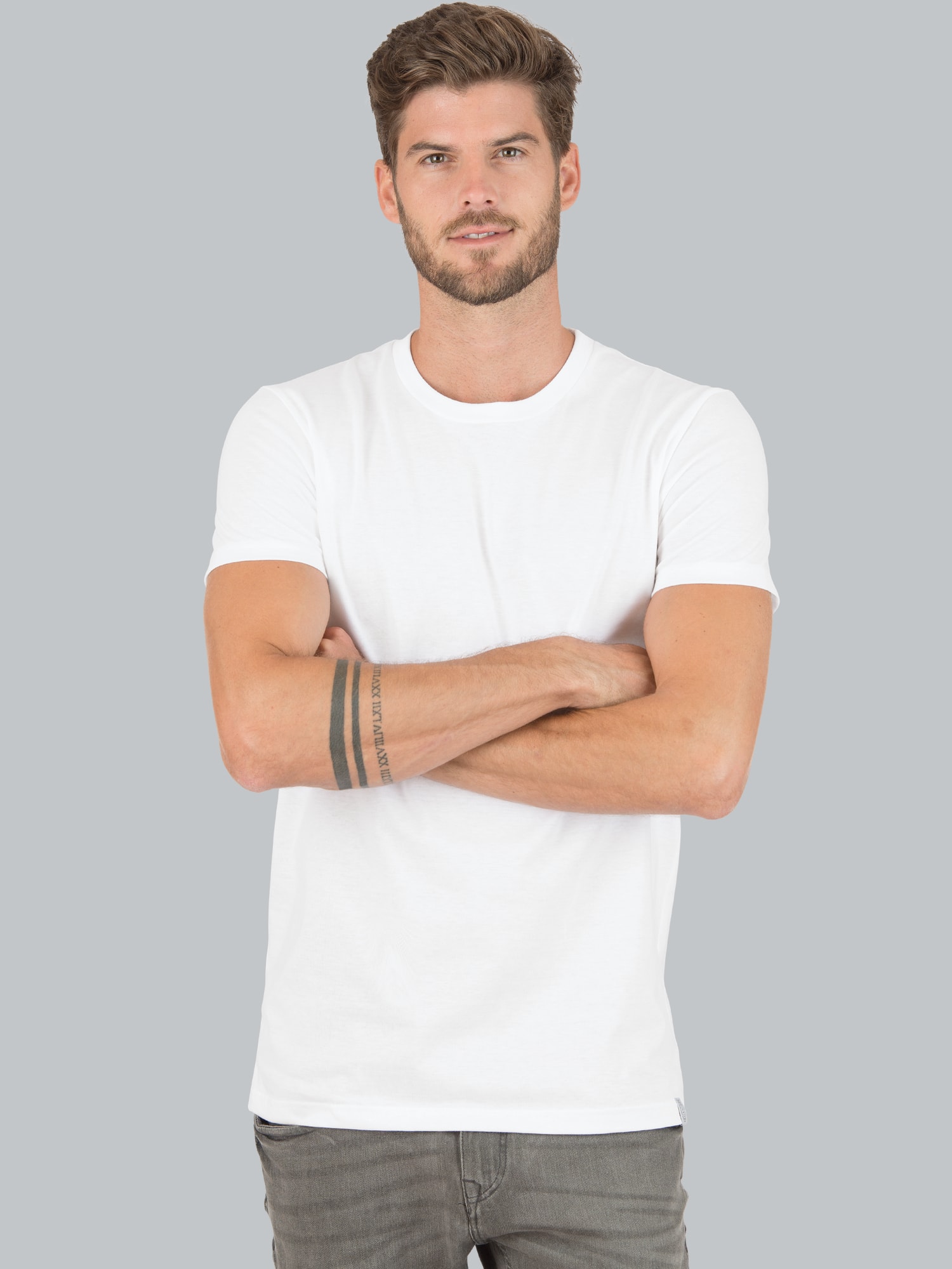 Slim Fit T-Shirt aus DELUXE Baumwolle Weiss