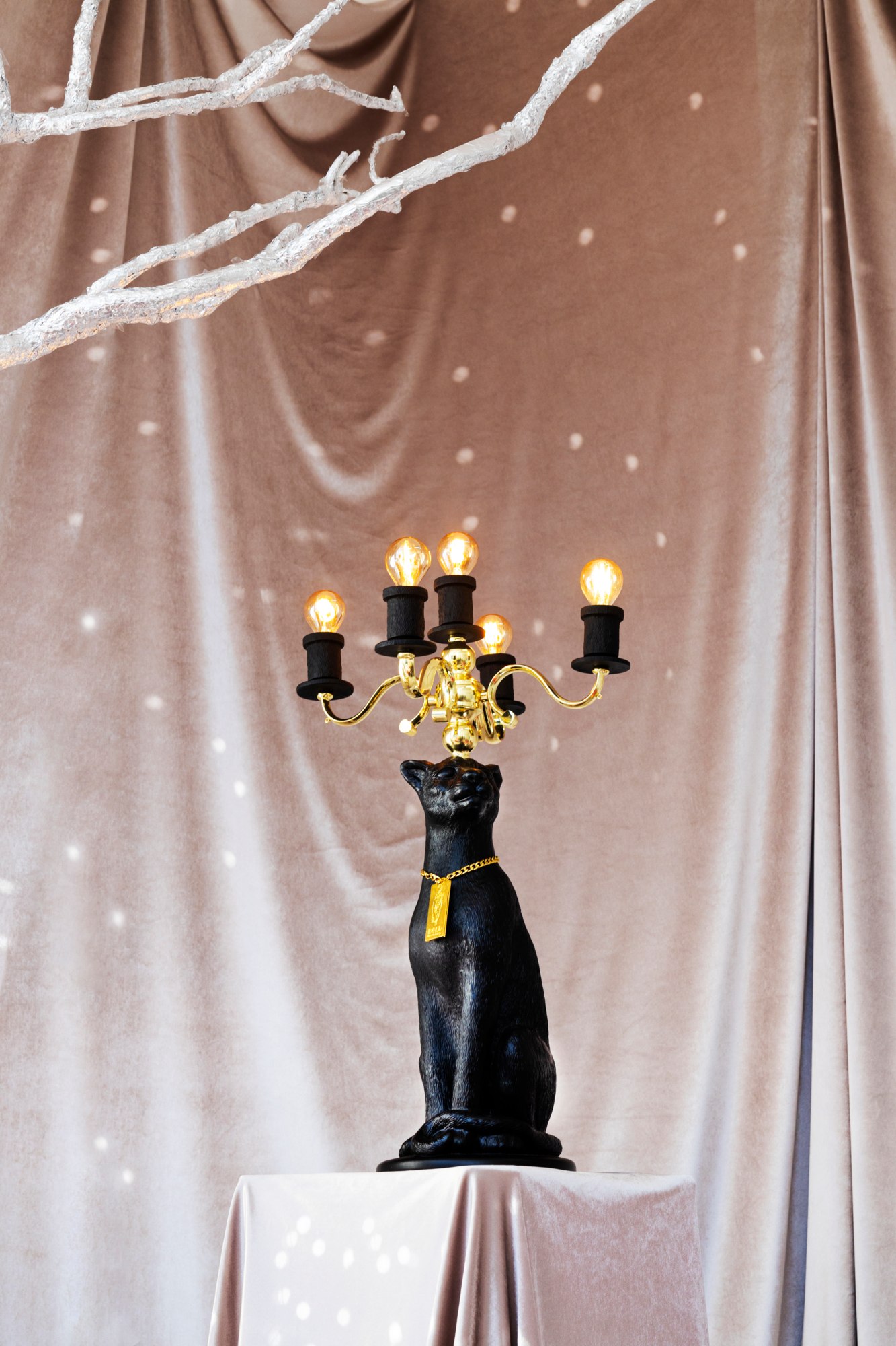 Bold Monkey vloerlamp Proudly Crowned Panther Bold Monkey Proudly Crowned Panther Vloerlamp Zwart