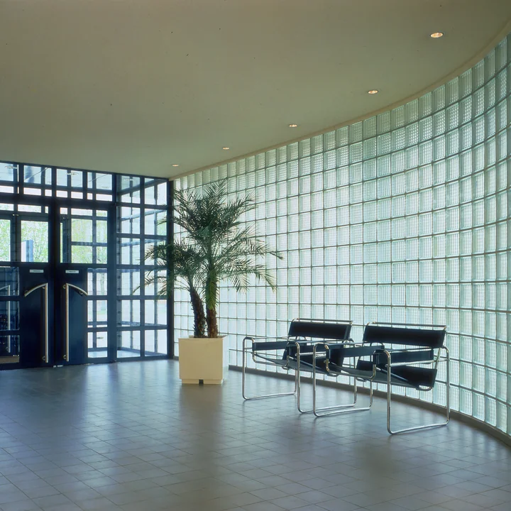 Knoll - Wassily Stuhl, Rindkernleder naturweiss