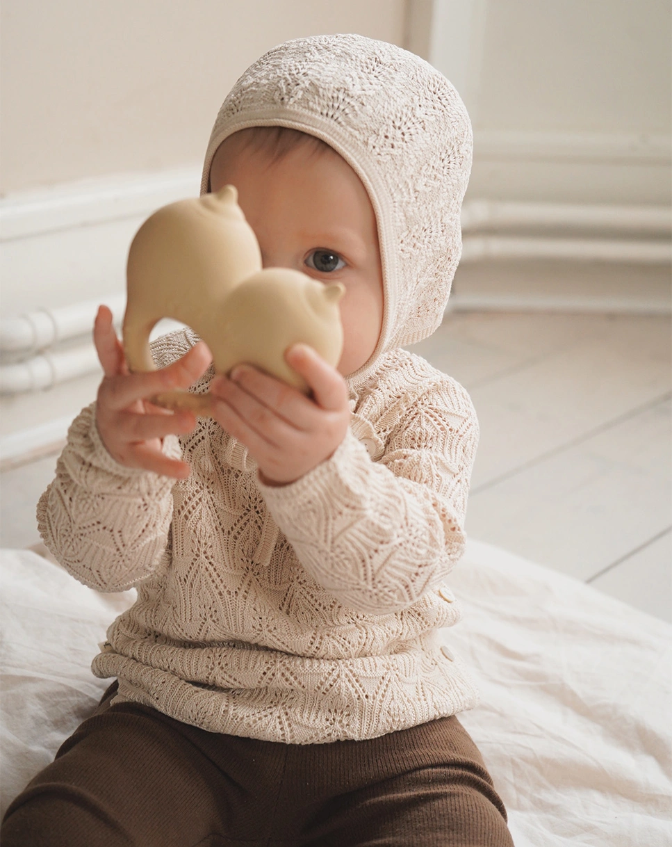 Beißring TEETHER (10x10) in creamy white