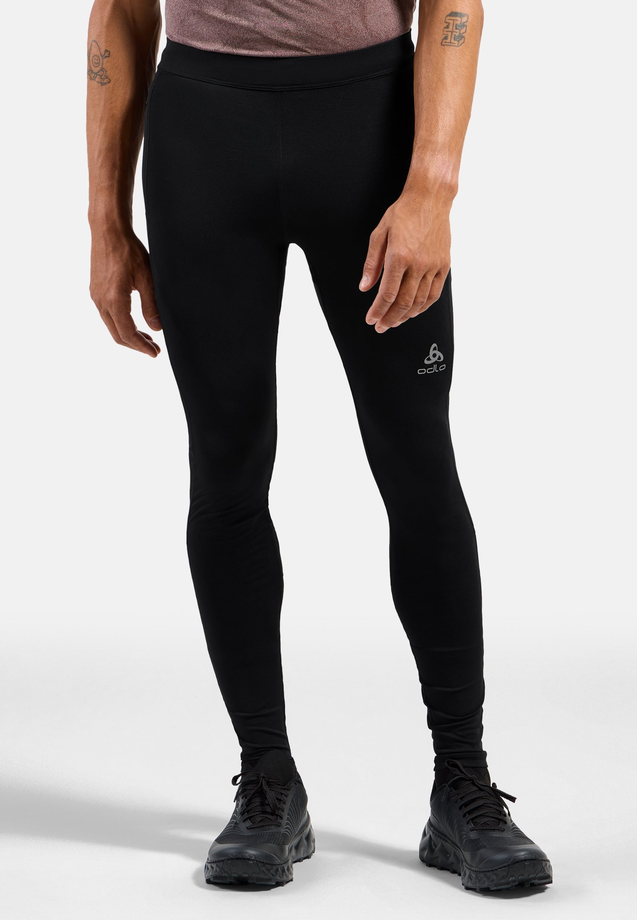Essentials Lauftights in black