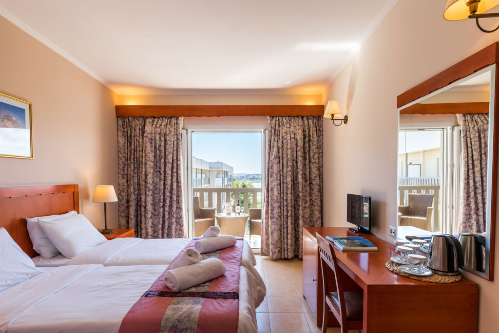 Ariti Grand Hotel Corfu Logies en ontbijt - Hotel