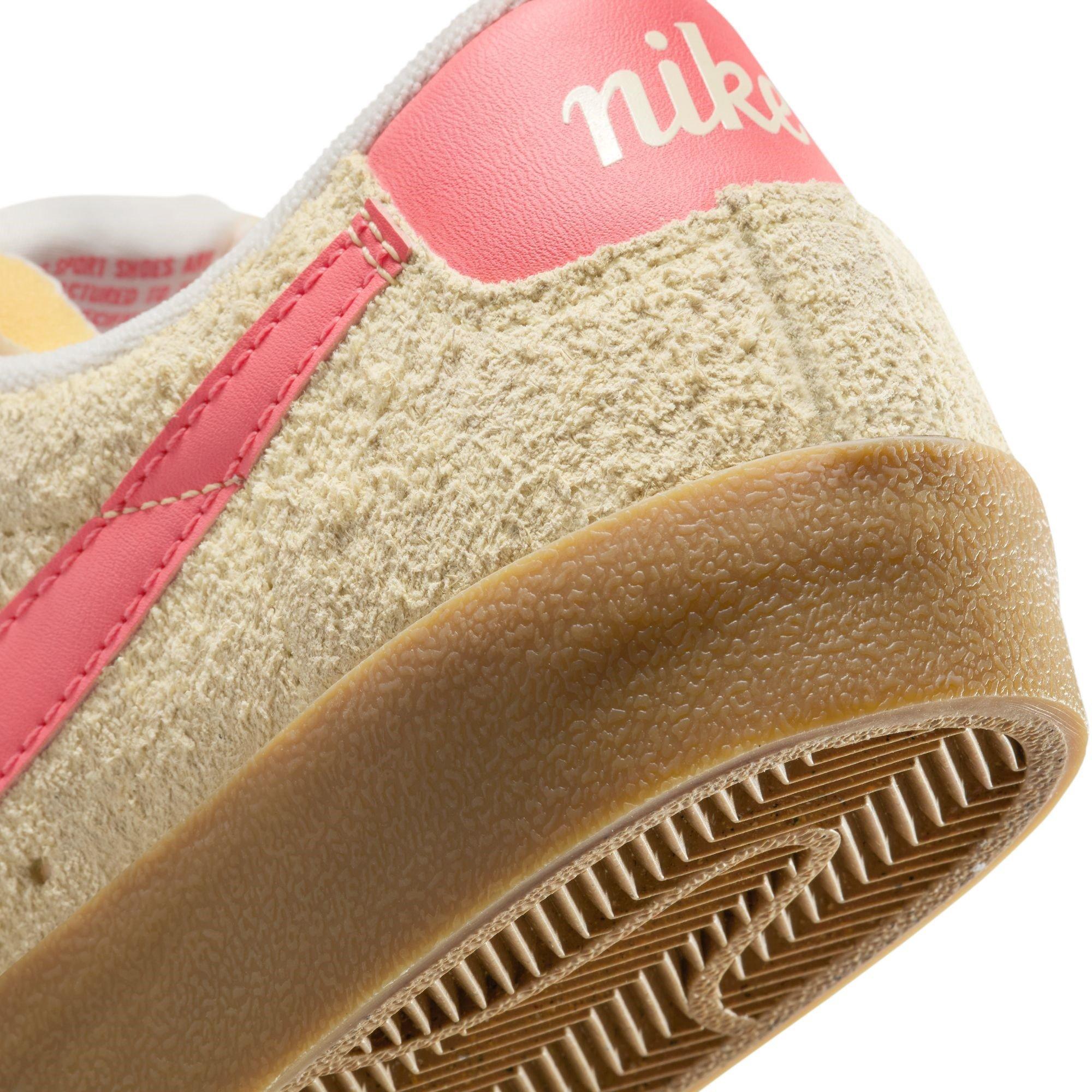 Nike Blazer Low Trainers Womens