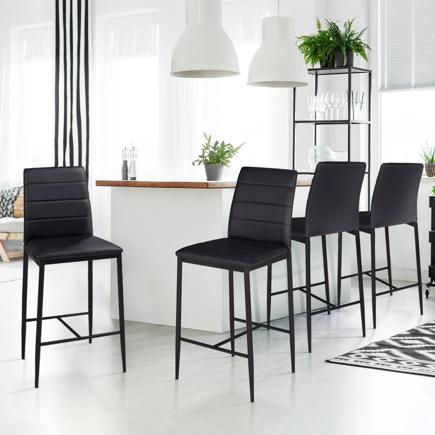 Lot de 4 tabourets ROMANE en PVC noir design contemporain chaises de bar rembourrées
