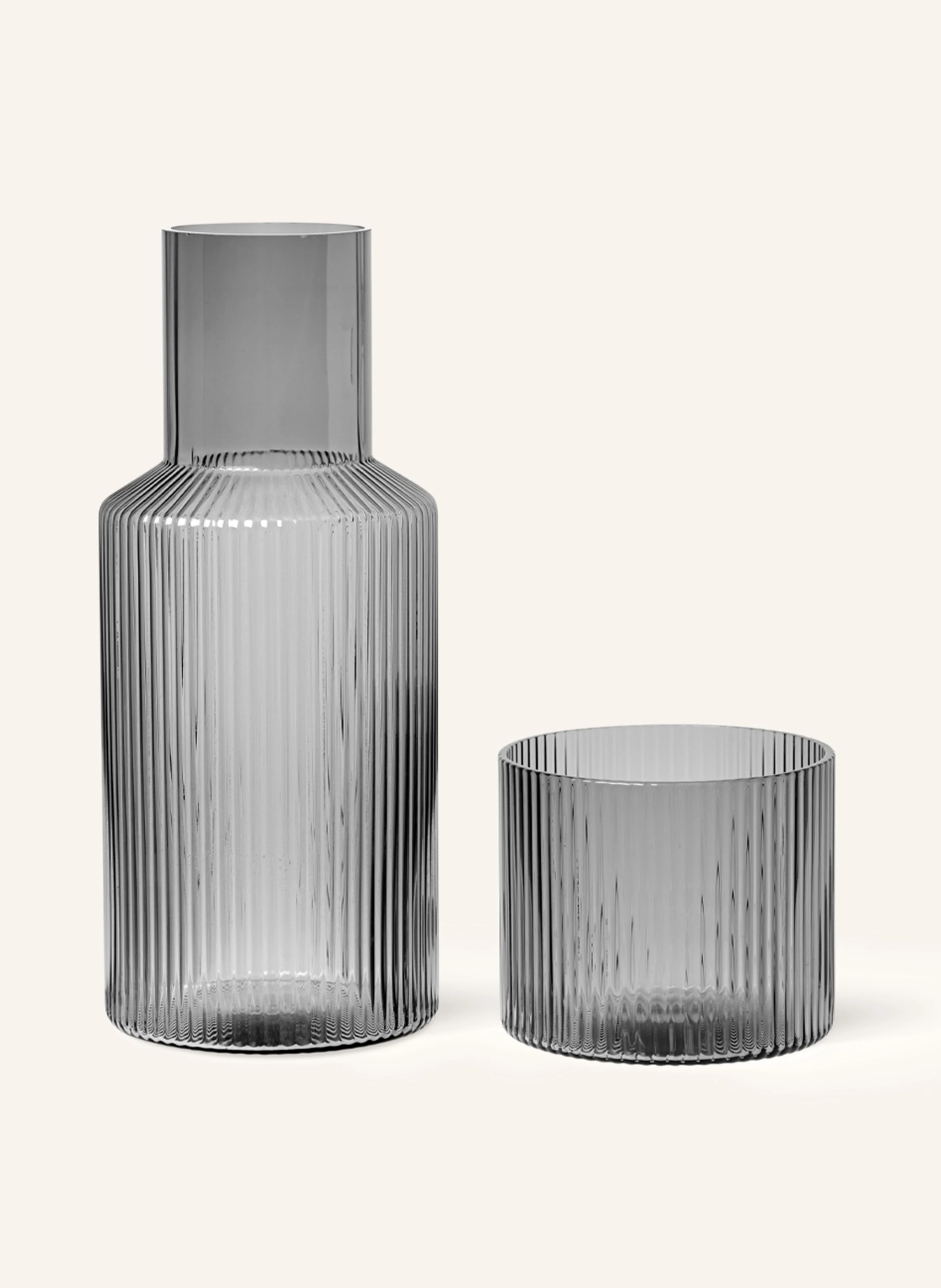 Ferm LIVING Set RIPPLE SMALL: Karaffe und Glas