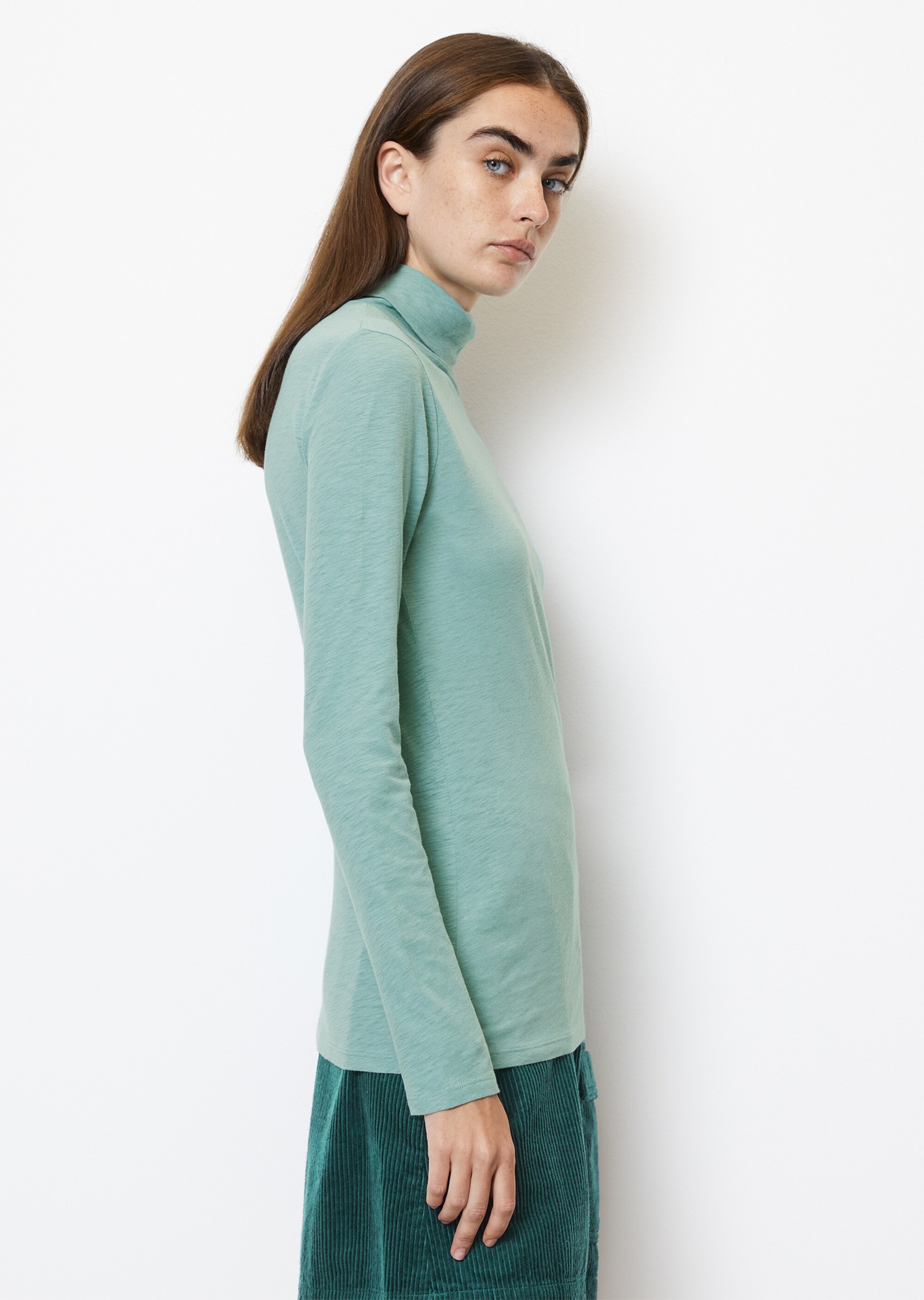 DfC Rollkragen-Longsleeve shaped aus Organic Cotton