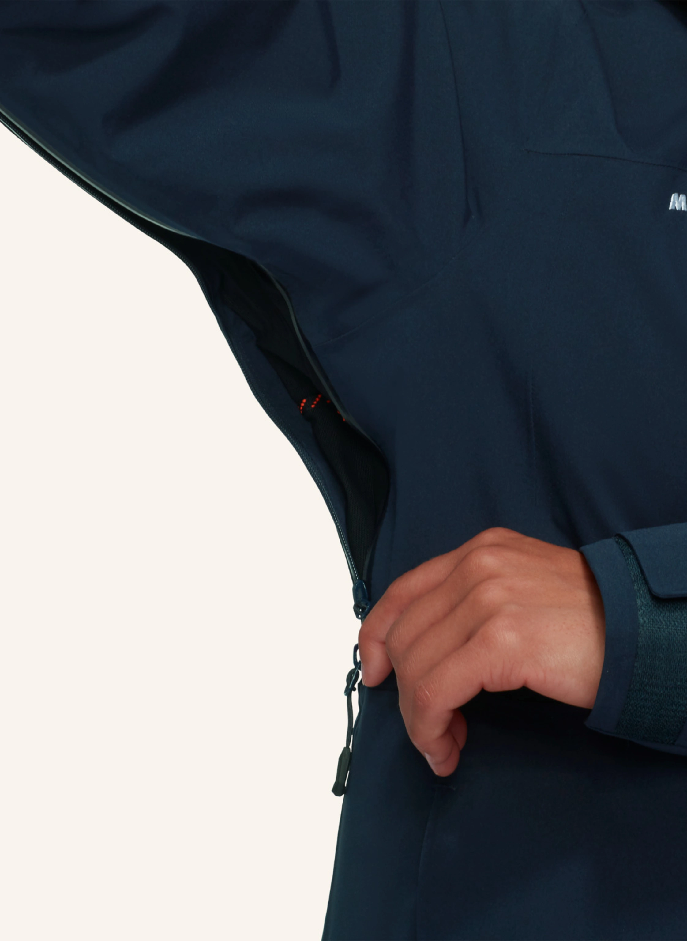 MAMMUT Gefütterte Hardshelljacke STONEY mit Kapuze