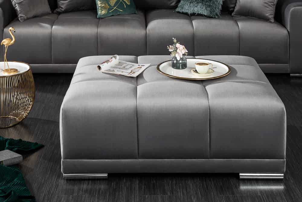 Extravaganter Hocker ELEGANCIA 110cm silbergrau Samt mit Ziersteppung