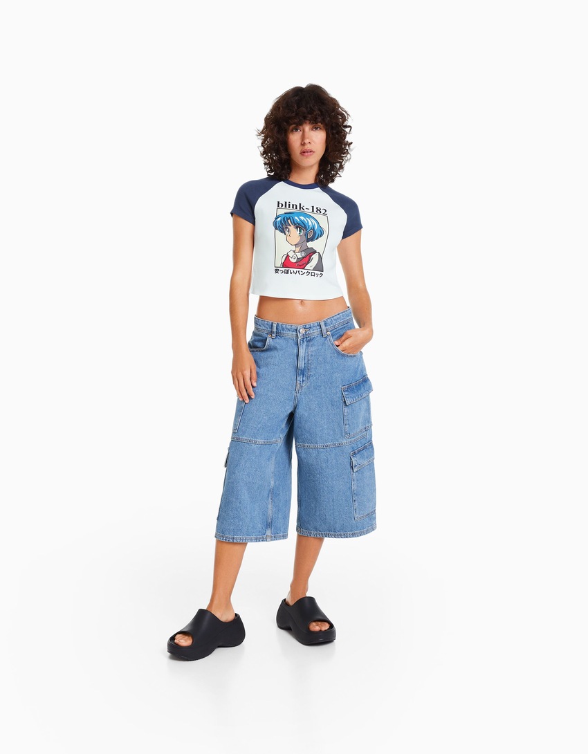 Camiseta raglan curta com estampa do Blink-182