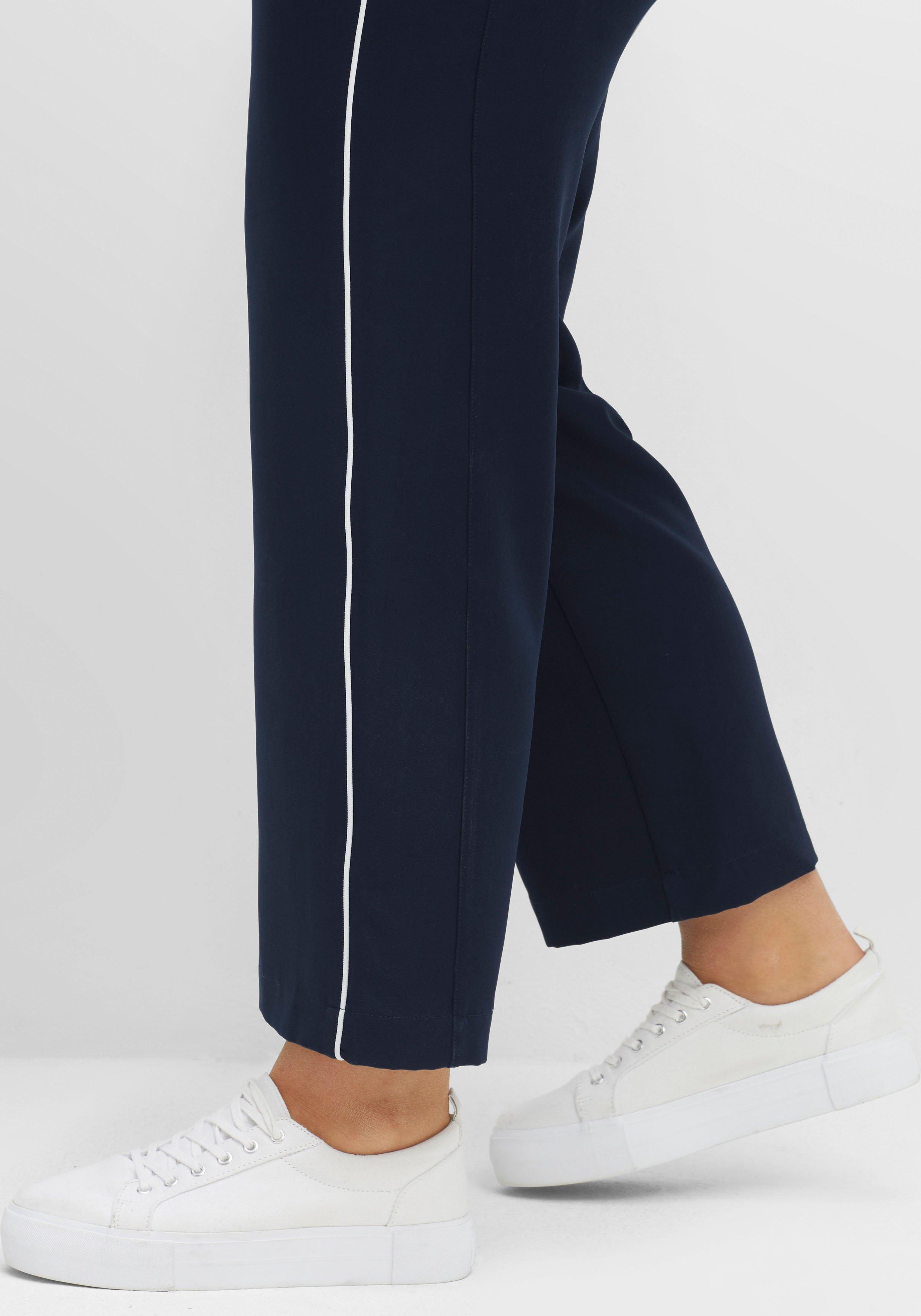 Gerade Hose mit seitlichem Kontrastpiping