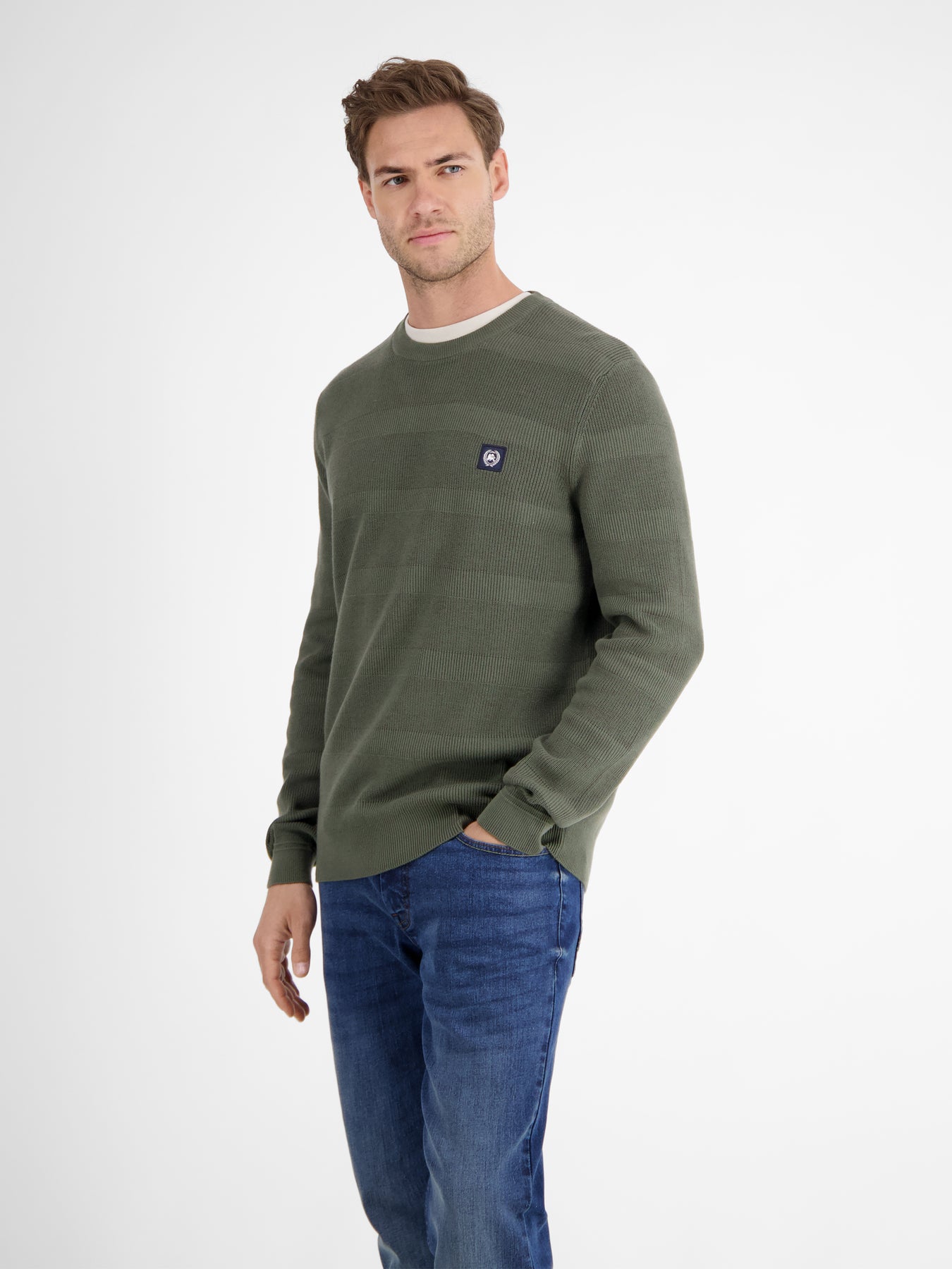 Strickpullover für Herren, tonal gestreift