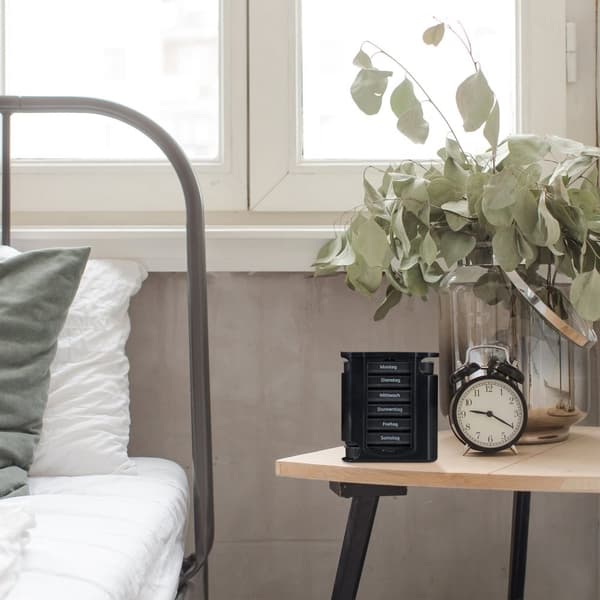 7-dagers pilleboks med 4 rom hver