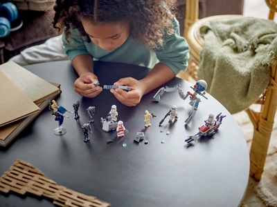 LEGO Clone Trooper™ & Battle Droid™ Battle Pack (75372)