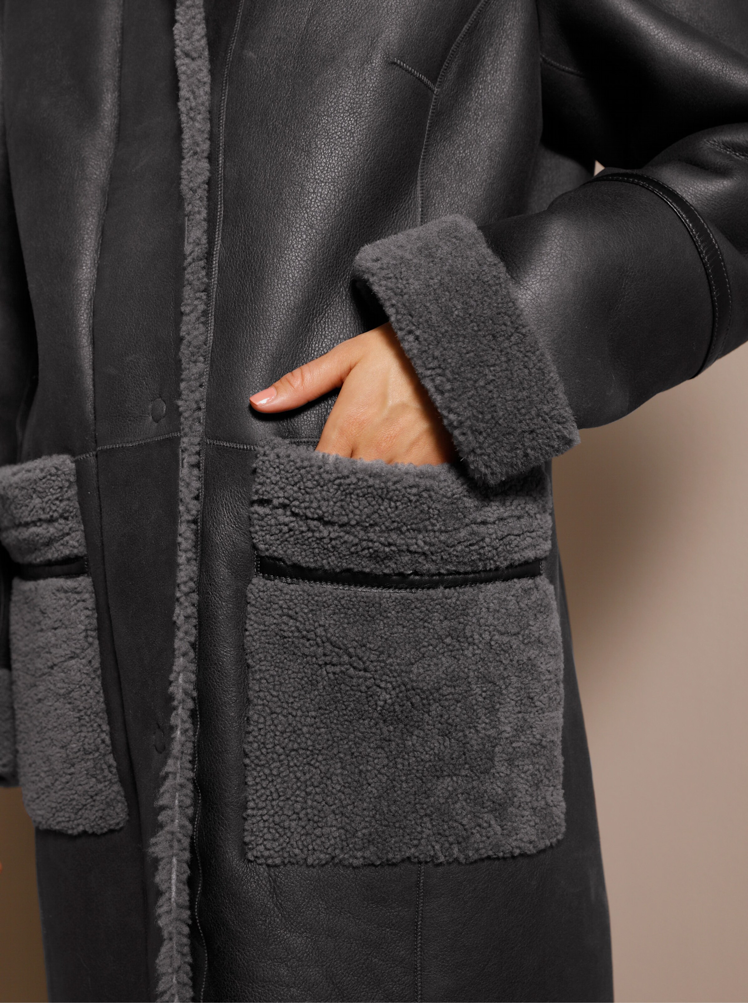 Lammfell-Jacke