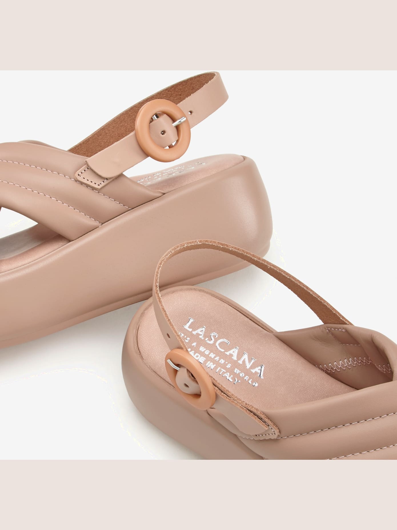 Sandales compensées en cuir doux