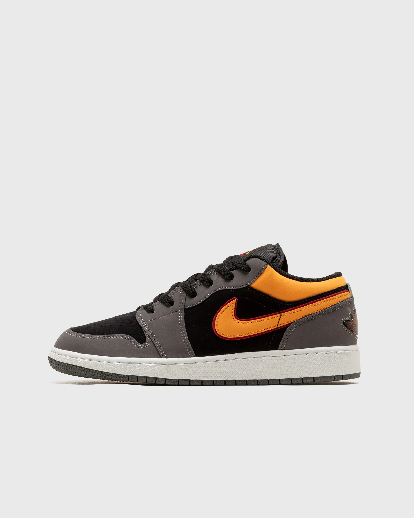 Jordan AIR JORDAN 1 LOW SE (GS)