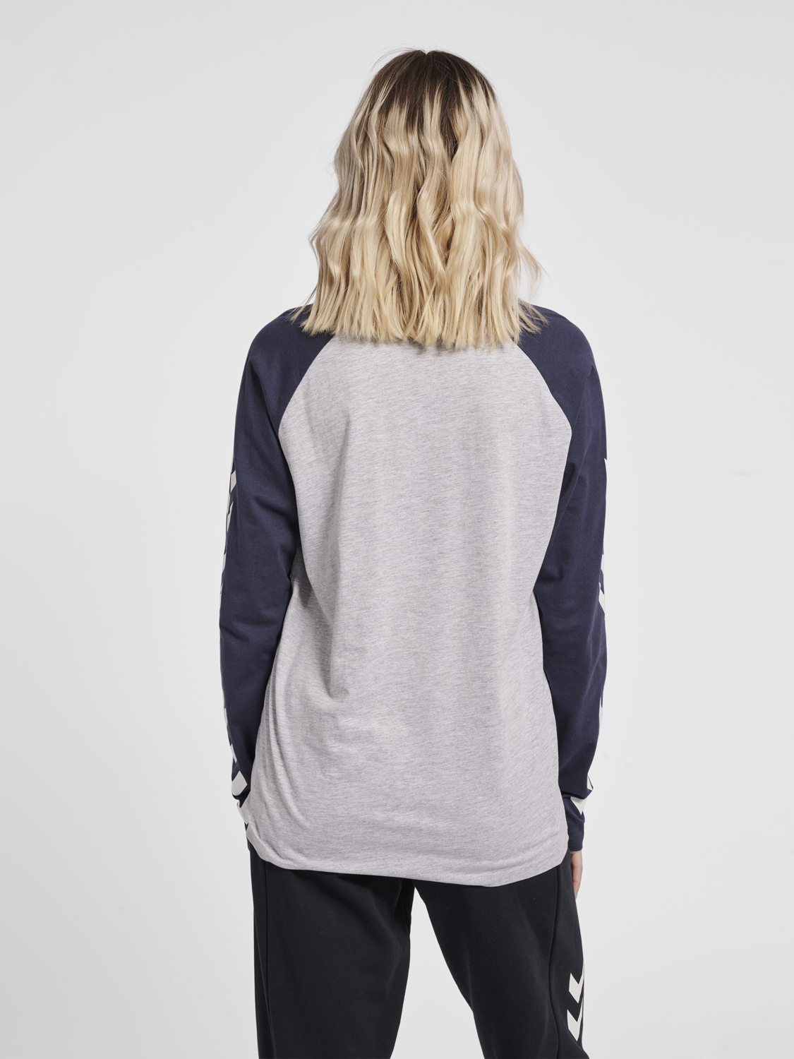hmlLEGACY BLOCKED T-SHIRT L/S