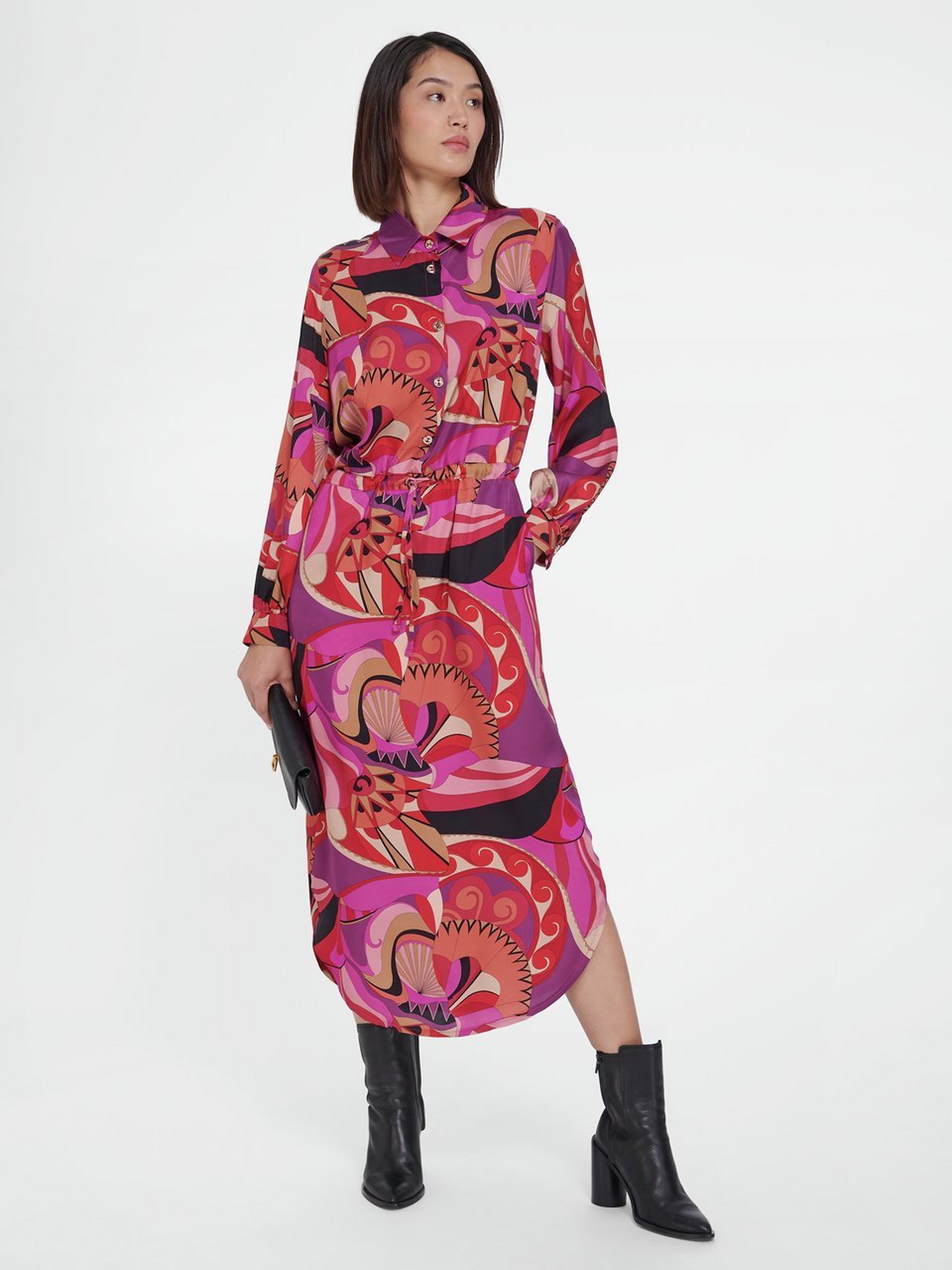 Kleid mit Blusenkragen