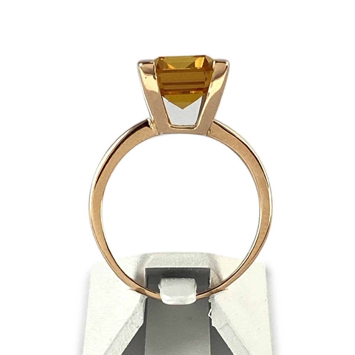 Bague d'occasion or 750 jaune corindon synthétique